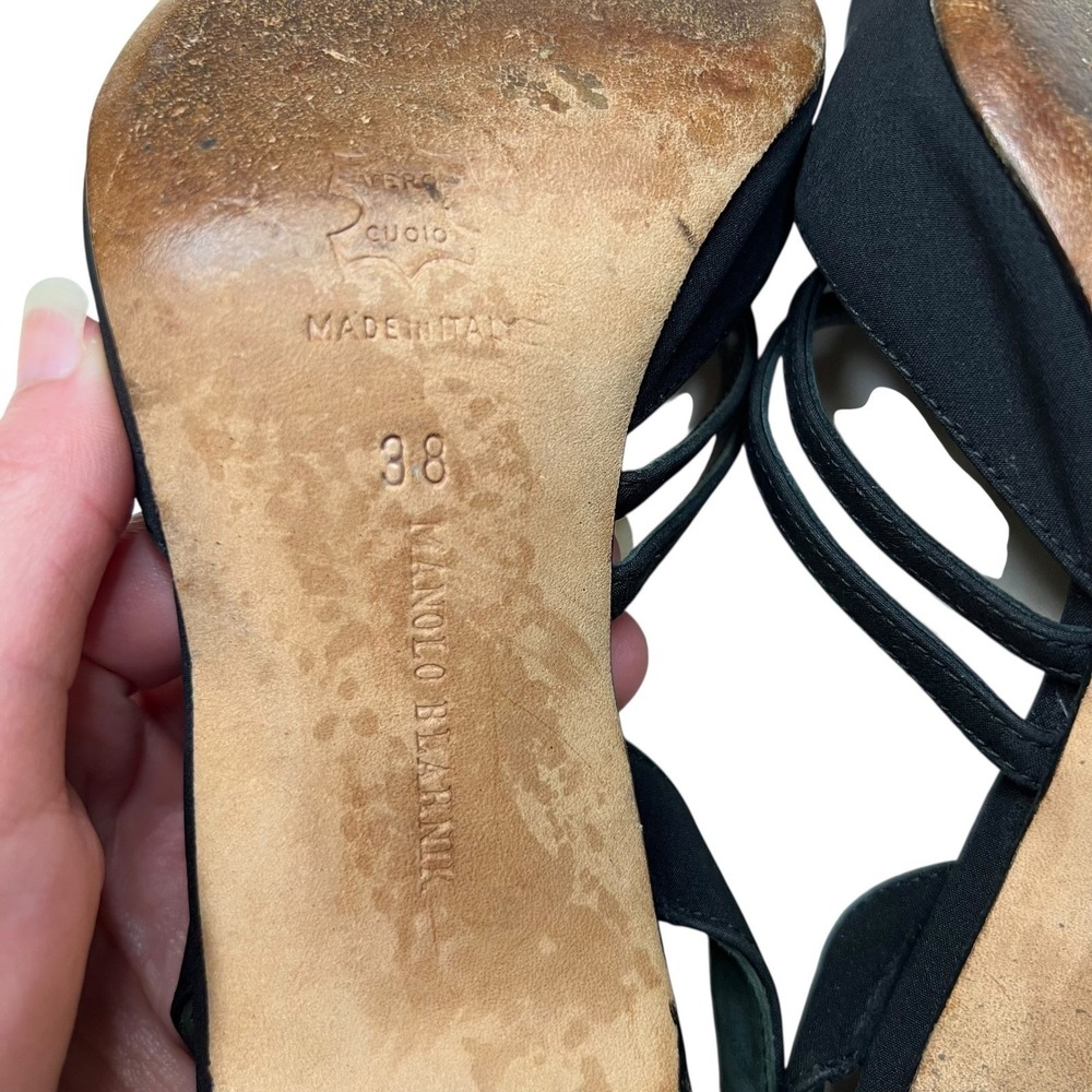 Vintage Manolo Blahnik Black Pointed Toe Slingback Pumps - Picture 11 of 11